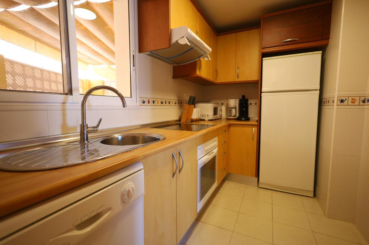 2 Bedroom Apartment At Beach Dehesa De Campoamor Exterior foto